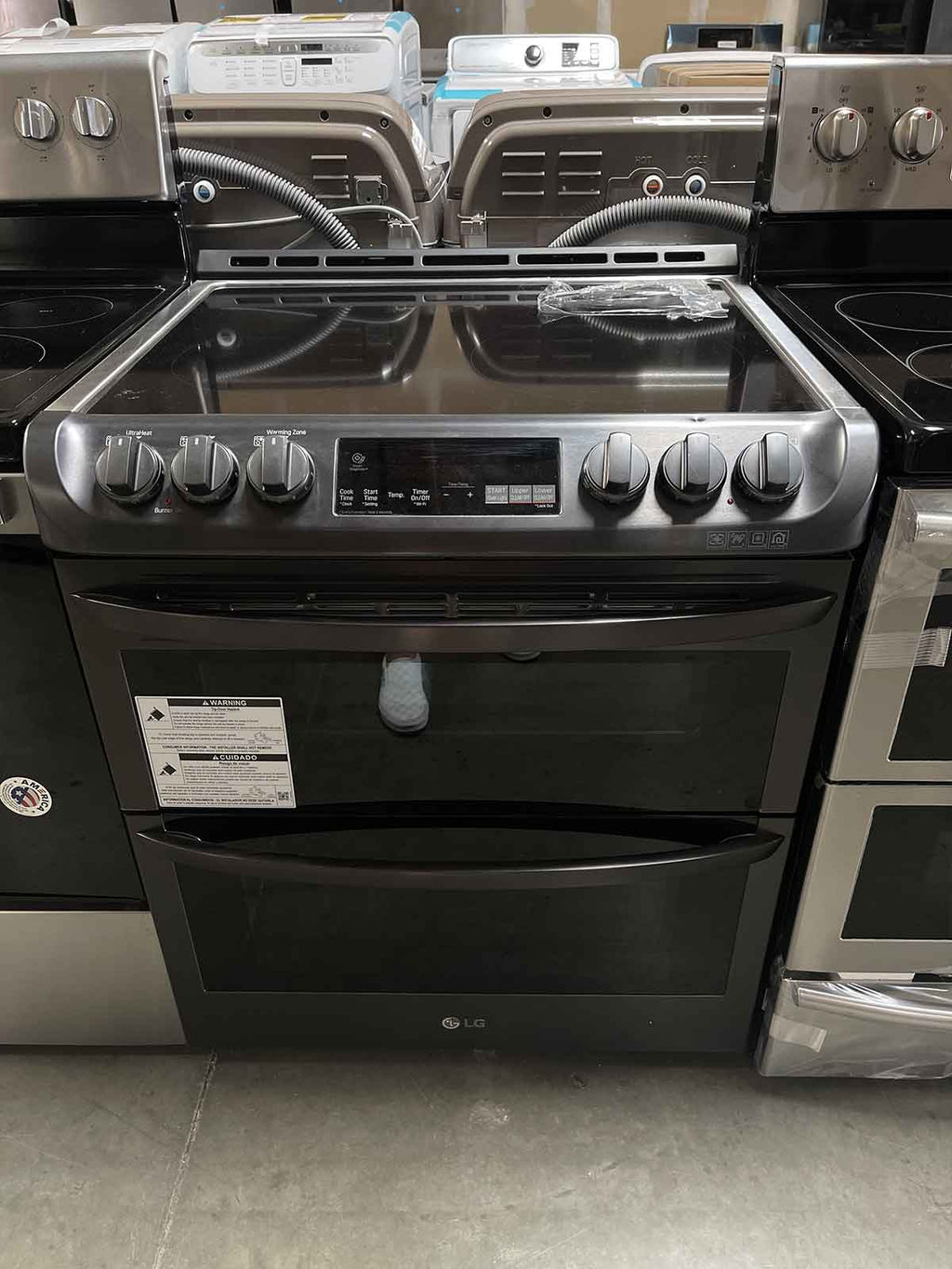 http://gqapplianceoutlet.com/cdn/shop/products/LG-7-3-cu-ft-double-oven-slide-in-range-with-probake-convection-front_1024x.jpg?v=1632790878
