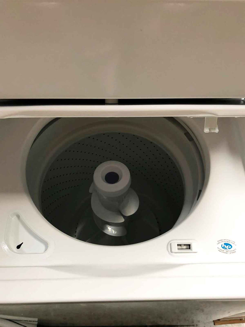 Whirlpool 3.5 cu.ft Gas Stacked Laundry Set